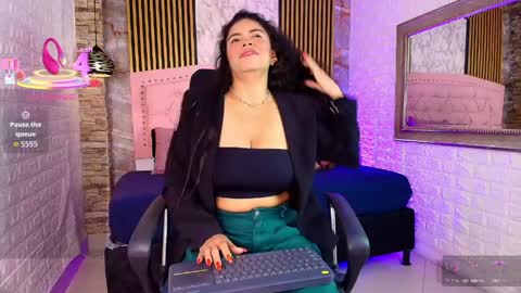 Snapshot of aisha__cambell chatting on 05.25.26 aisha__cambell online show from 05.25.26