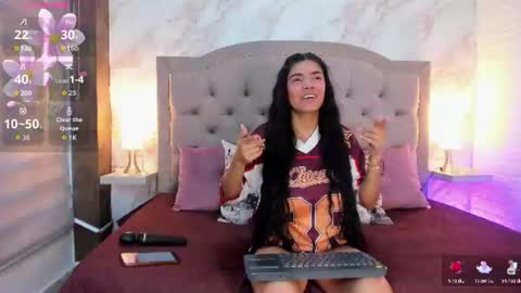 Snapshot of aisha__cambell chatting on 08.04.26 aisha__cambell online show from 08.04.26