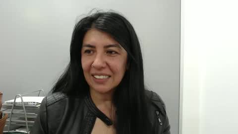 Snapshot of aisha_latina chatting on 03.04.25 Katie online show from 03.04.25