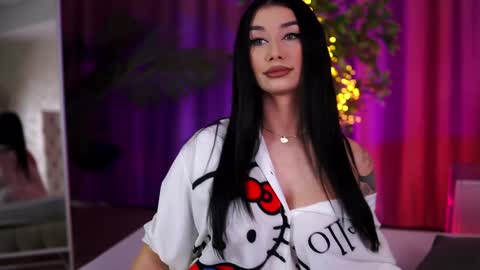 Snapshot of aishaaya chatting on 01.22.25 Lora online show from 01.22.25