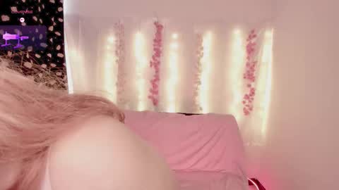 Snapshot of aissen__star chatting on 12.02.25 Mar online show from 12.02.25