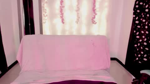 Snapshot of aissen__star chatting on 03.03.26 Mar online show from 03.03.26