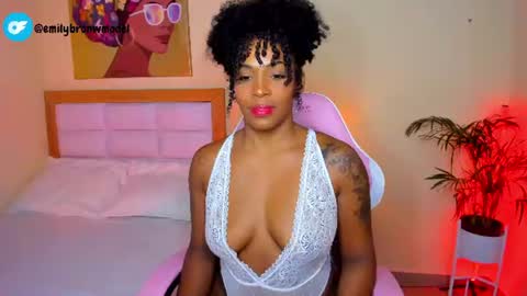 Snapshot of aitana_brown chatting on 06.11.26 Aitana Brown online show from 06.11.26