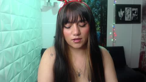 Aitana online show from 12.23.24