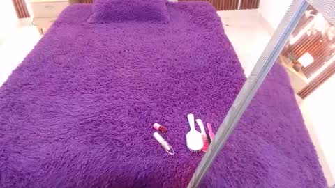 Snapshot of aixa_shaw chatting on 10.29.25 AIXA online show from 10.29.25