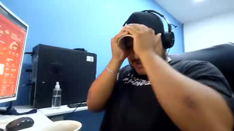 Snapshot of aj_cooper90_ chatting on 01.14.26 Esteban online show from 01.14.26