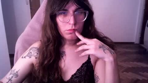 Veronica Akame 3 online show from 11.17.25