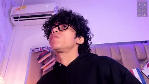 akazaboy online show from 07.01.26