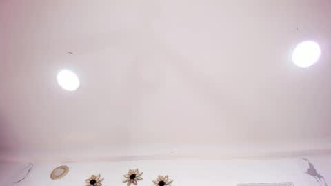 Akemi online show from 02.19.25