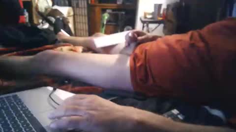 Snapshot of aken4it chatting on 10.18.25 aken4it online show from 10.18.25