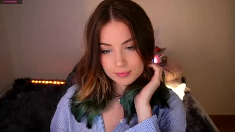 Snapshot of akira_mori chatting on 12.11.24 Nameless online show from 12.11.24