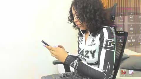 Snapshot of akirahayami chatting on 06.25.26 AkiraHayami online show from 06.25.26