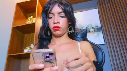 Alahia Rodriguez online show from 05.04.26