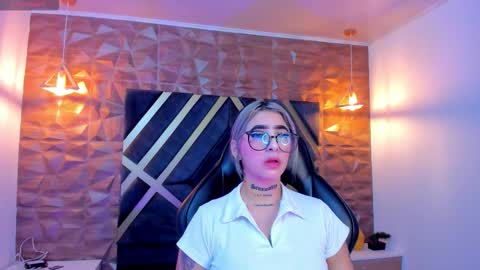 ALAHIA online show from 10.11.25