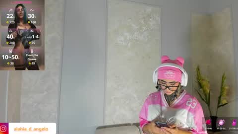 Snapshot of alahia_dangelo_ chatting on 07.13.26 ALAHIA online show from 07.13.26