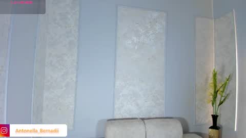 Snapshot of alahia_dangelo_ chatting on 08.05.26 ALAHIA online show from 08.05.26