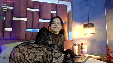 ALahiia Lee online show from 04.25.26