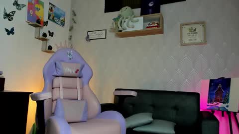 Snapshot of alaia_love77 chatting on 02.12.26 Alaia online show from 02.12.26