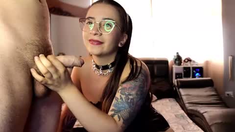 Snapshot of alaia_soul_ chatting on 02.15.25 AlaiaSam online show from 02.15.25