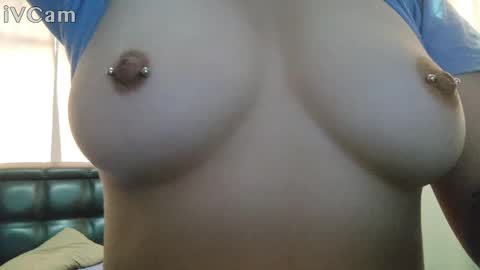 Snapshot of alaia_soul_ chatting on 12.05.25 AlaiaSam online show from 12.05.25