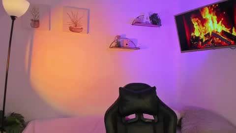   online show from 04.20.26