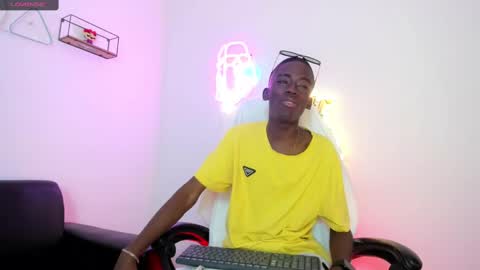 alan_blacke online show from 10.30.25