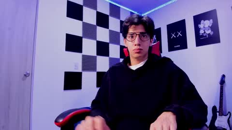 Alan Boy online show from 10.15.25