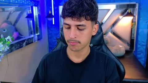 Snapshot of alan_del_reyx chatting on 10.03.25 ALAN DEL REY online show from 10.03.25