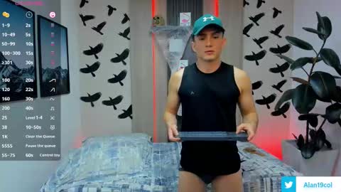 Alan  Kevin can we reach 100 thumbs up please guys  online show from 10.11.25