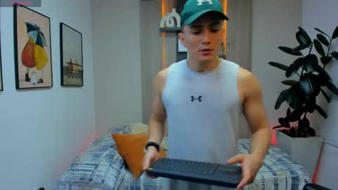 Snapshot of alan_nd_kevin chatting on 04.14.26 Alan Kevin can we reach 100 thumbs up please guys online show from 04.14.26