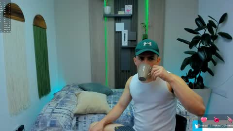 Snapshot of alan_nd_kevin chatting on 04.19.26 Alan Kevin can we reach 100 thumbs up please guys online show from 04.19.26