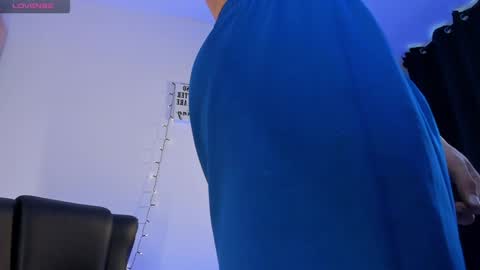 Snapshot of alan_rosee chatting on 12.13.24 Alan online show from 12.13.24