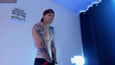 Snapshot of alan_rosee chatting on 01.26.25 Alan online show from 01.26.25