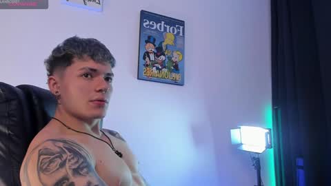 Snapshot of alan_rosee chatting on 01.29.25 Alan online show from 01.29.25