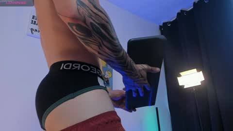 Snapshot of alan_rosee chatting on 02.07.25 Alan online show from 02.07.25