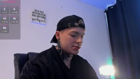 Snapshot of alan_rosee chatting on 02.20.25 Alan online show from 02.20.25