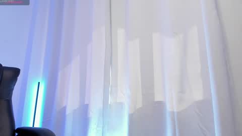 Snapshot of alan_rosee chatting on 09.17.25 Alan online show from 09.17.25