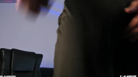 Snapshot of alan_rosee chatting on 11.02.25 Alan online show from 11.02.25