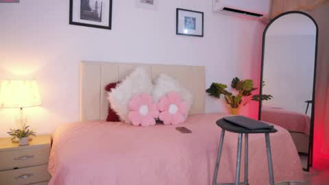 alana_ada online show from 05.14.26