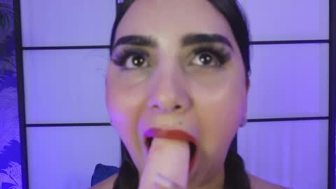 Alana online show from 01.18.25