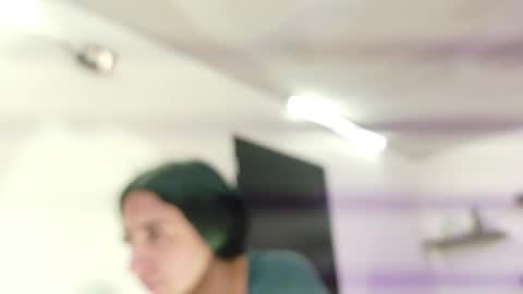 Snapshot of alana_madison chatting on 03.19.26 Maeve online show from 03.19.26