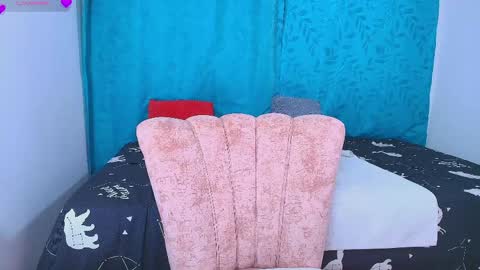 alana_pink95 online show from 05.06.26