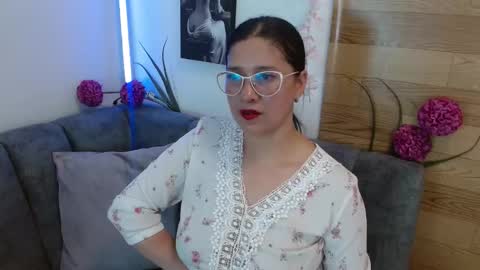 Alana  online show from 03.26.26