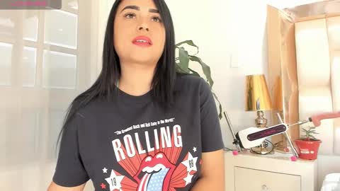 Snapshot of alana_then2 chatting on 02.08.25 online show from 02.08.25