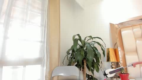 Snapshot of alana_then2 chatting on 03.05.25 online show from 03.05.25