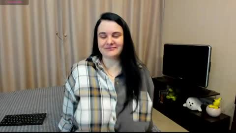 Julia online show from 05.21.26