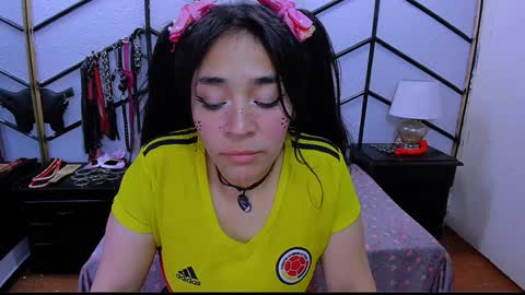 Alana online show from 01.24.25