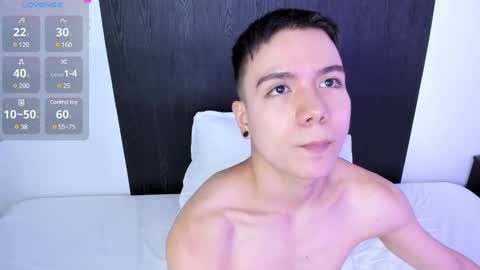 Snapshot of alanblack1 chatting on 02.18.25 alanblack1 online show from 02.18.25