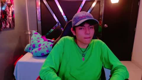 Snapshot of alandelrey57 chatting on 02.03.26 ALAN DEL REY online show from 02.03.26