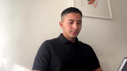 Snapshot of alanj998 chatting on 10.02.25 alanj998 online show from 10.02.25